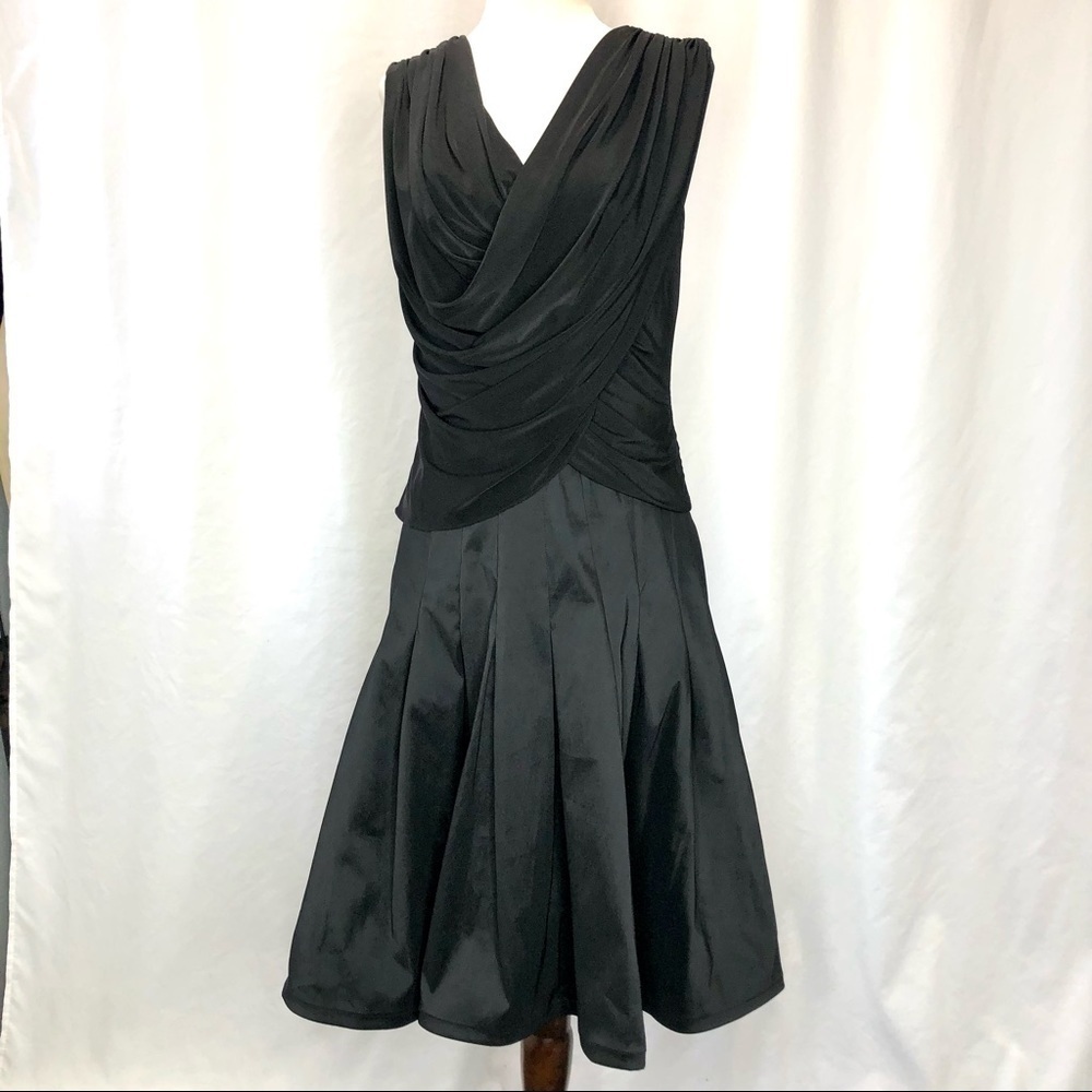 Tadashi Shoji black cocktail dress spandex jersey bodice taffeta skirt 6